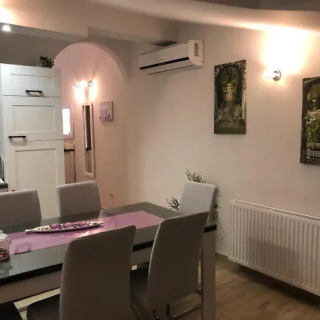 Zeljana Apartament Slatine